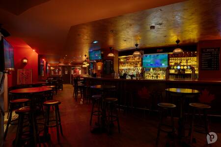 The Great Canadian, Bar Paris Quartier latin #0