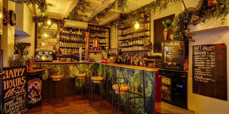 La Panthère Ose, bar