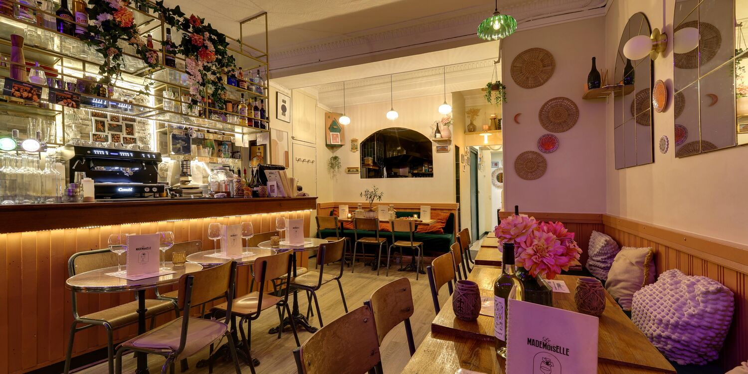 Le Mademoiselle, bar