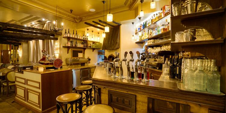 Le Second Empire, bar