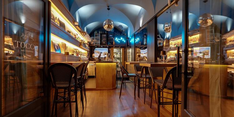 TOCCO, bar