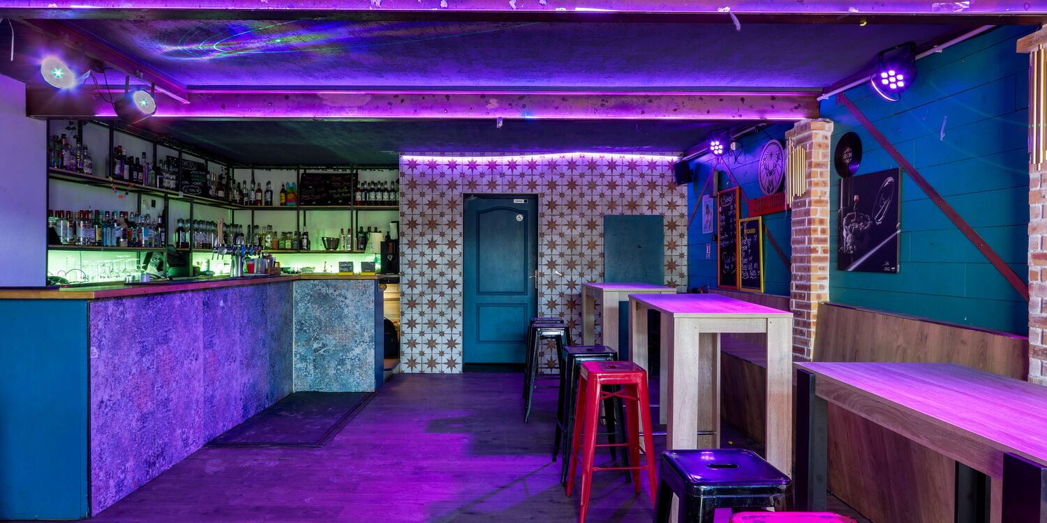 Novelty (ex-L'Engrenage), bar