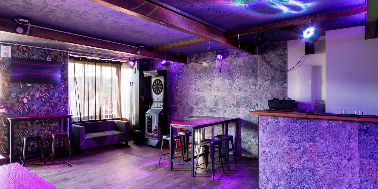 Novelty (ex-L'Engrenage), bar