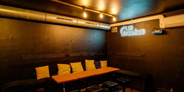 Les Disquaires, bar