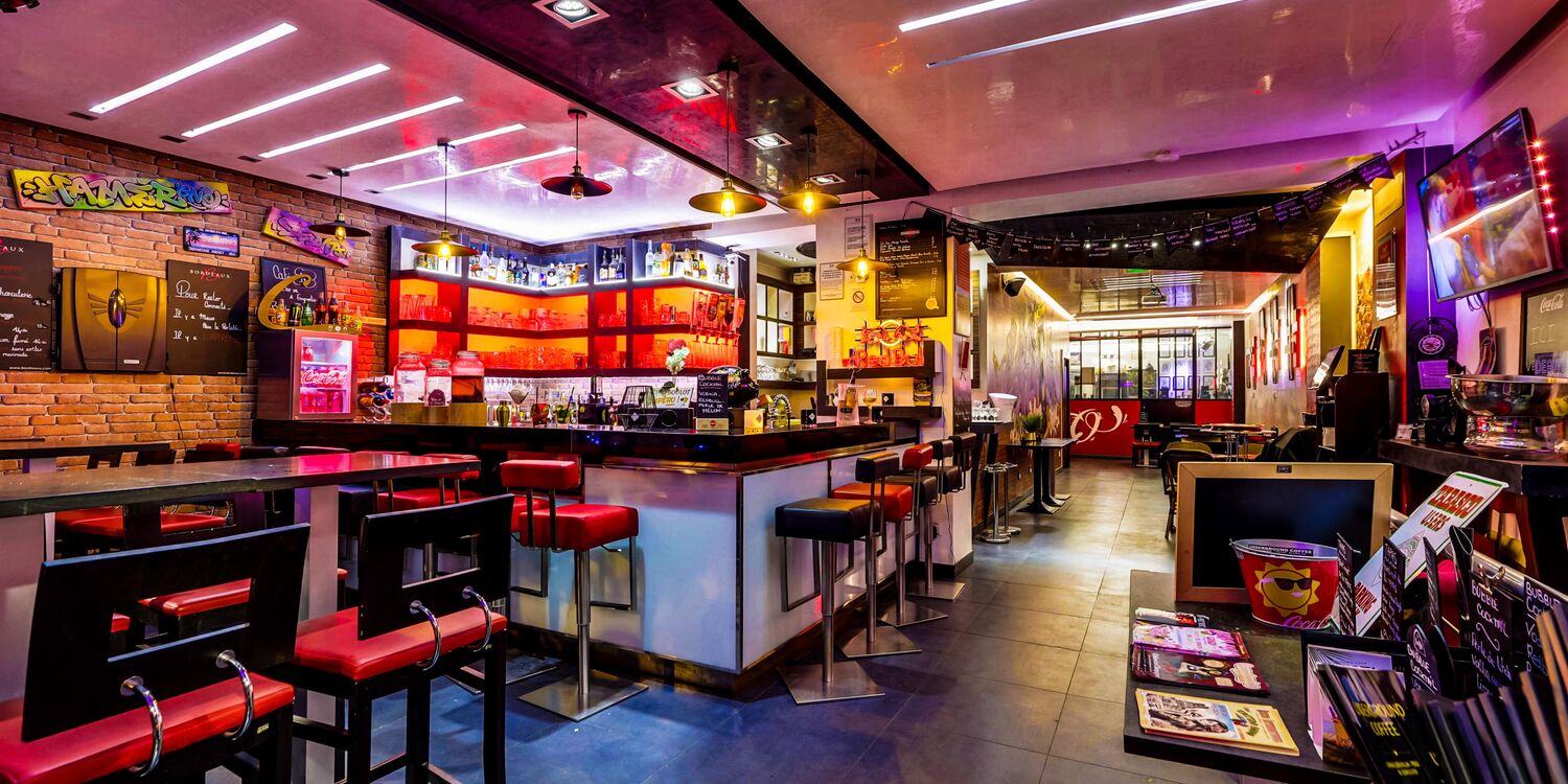 Underground Coffee, bar