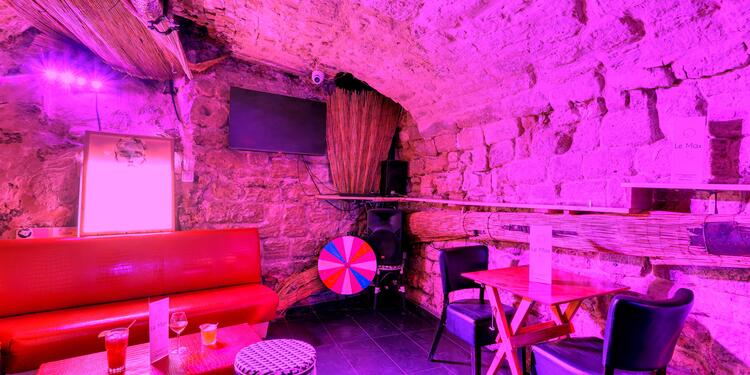 Le Max Bar, bar