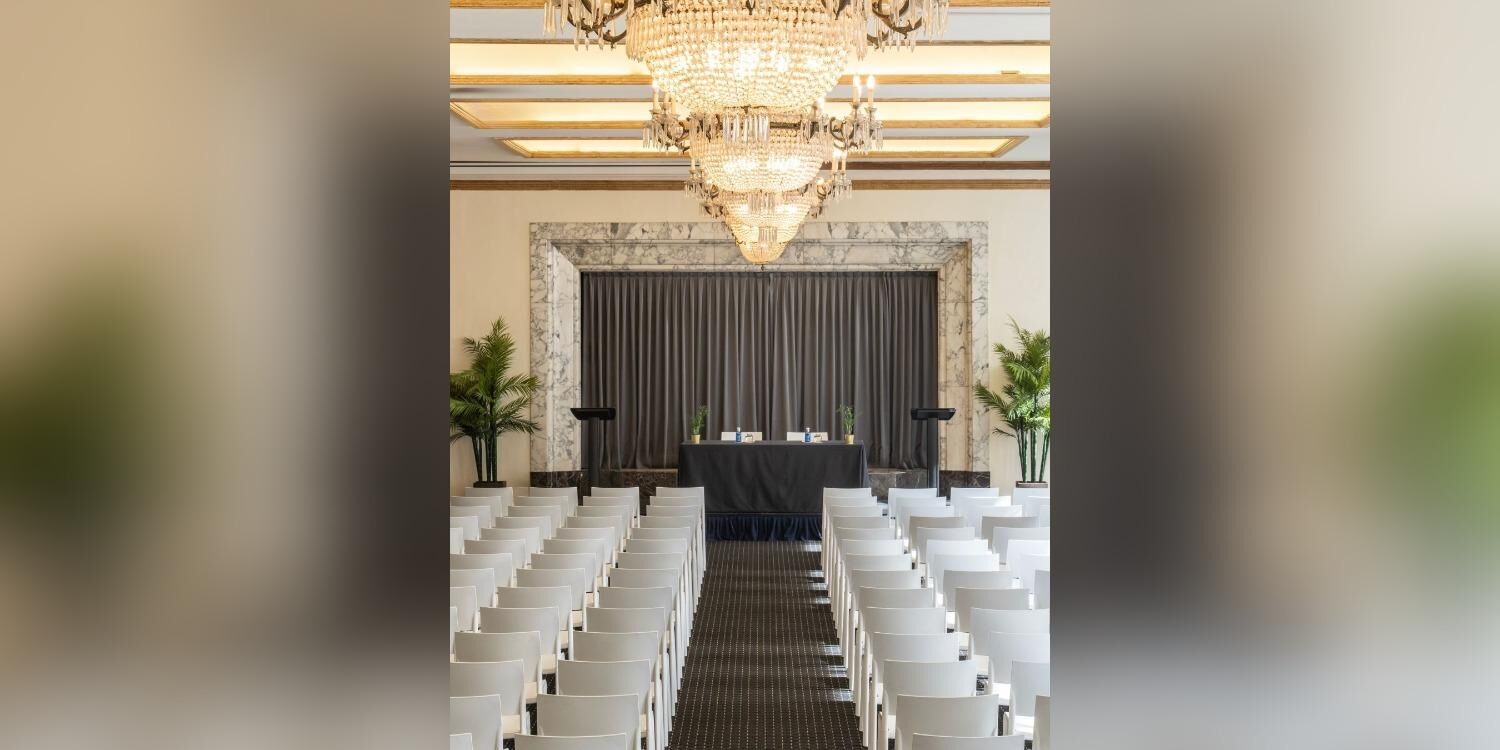 El Avenida Palace, rental_room