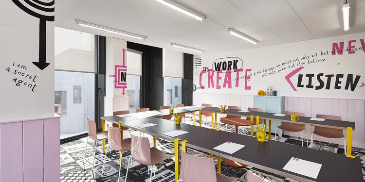 Mama Works Lille : Mama Meets 4 (fermé), rental_room