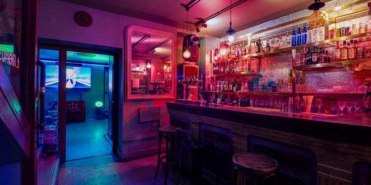 Le Pompon 82, bar