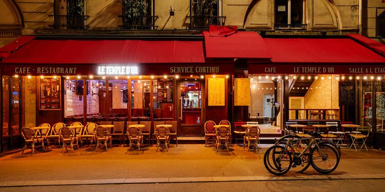 Le Temple d'or, bar