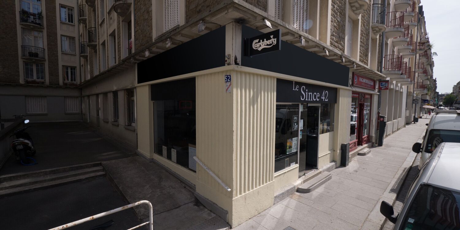 Since 42 (Fermé), bar