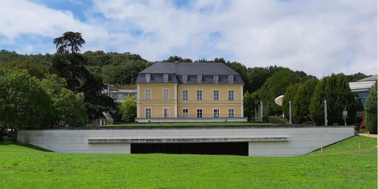Campus Veolia Environnement Jouy-le-Moutier (fermé), rental_room