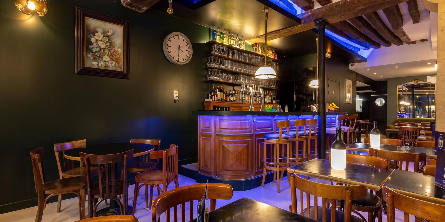 Café des Halles, bar