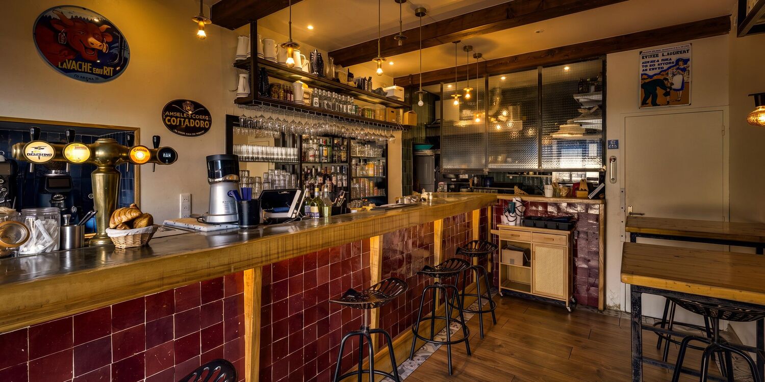 Le Café des Arts, bar