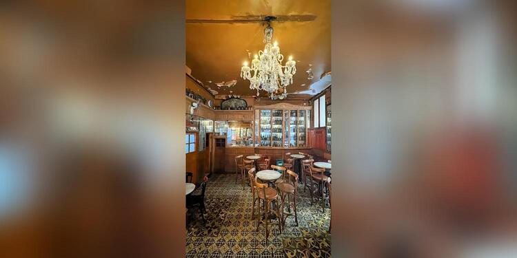 Bar Marsella, bar