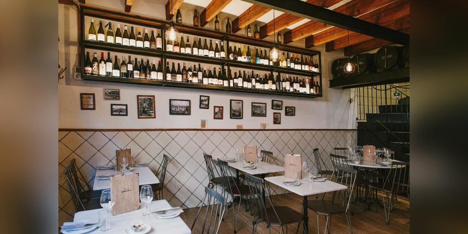 Bodega Amposta, bar