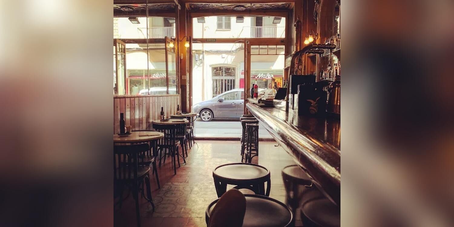 London Bar, bar