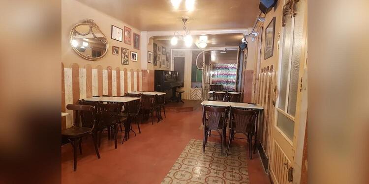 London Bar, bar