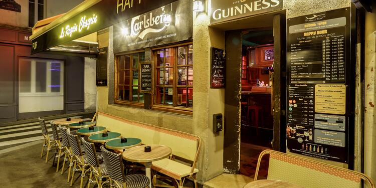 Le Requin Chagrin, bar