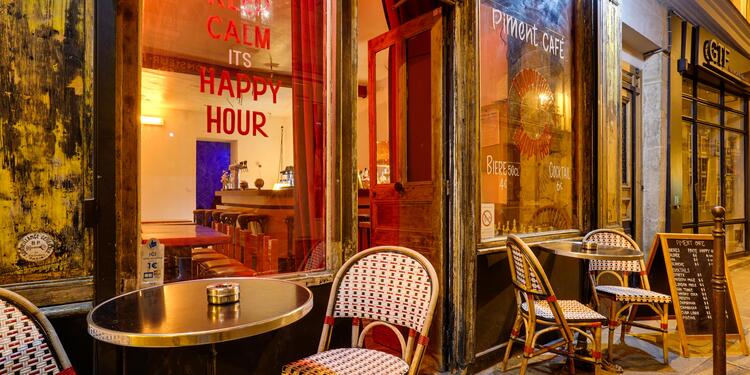 Le Piment Café, bar