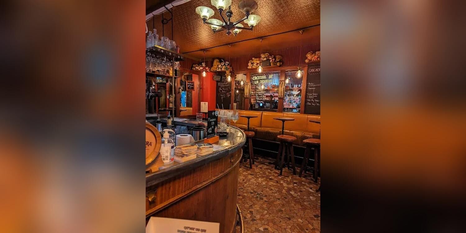 Teddy's Bar, bar