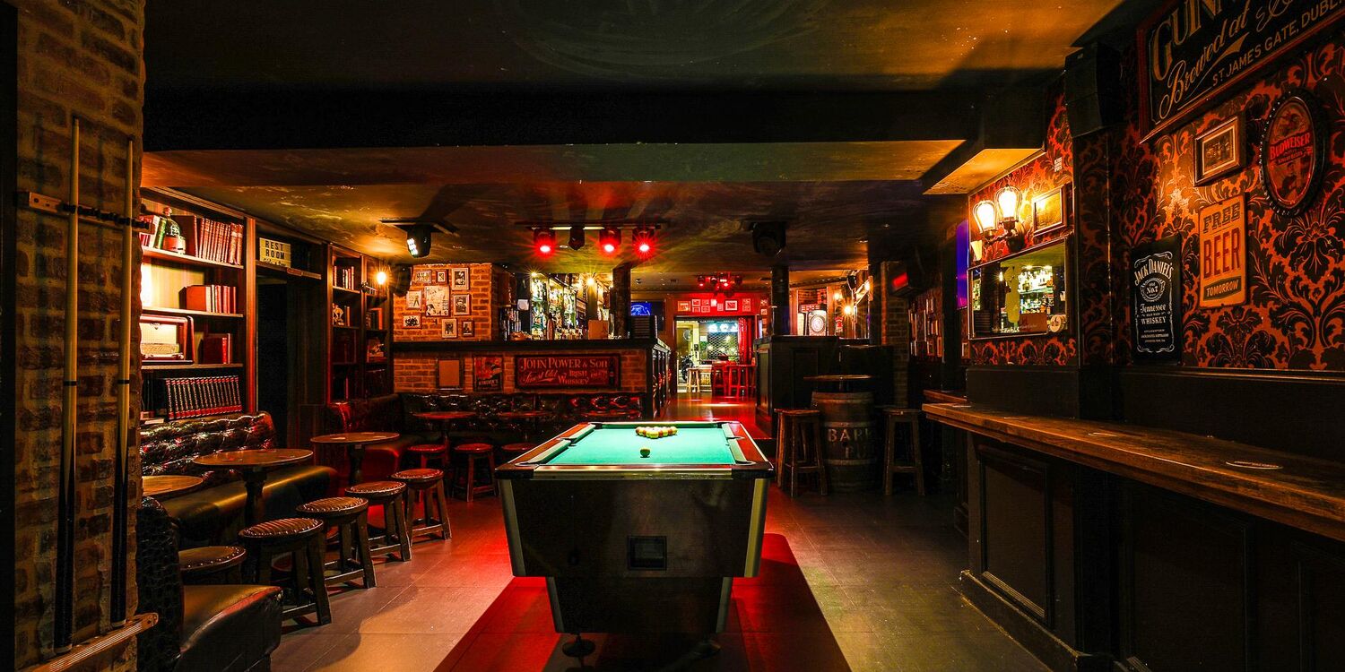 Barrel Pub, bar