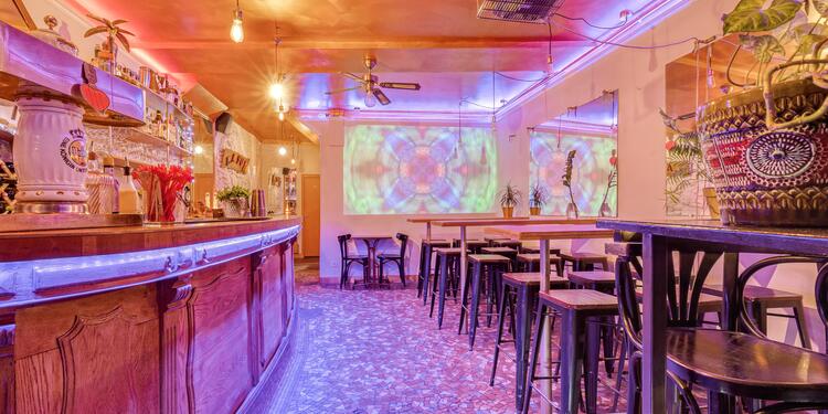 La Soif (Privatisation Totale), rental_room