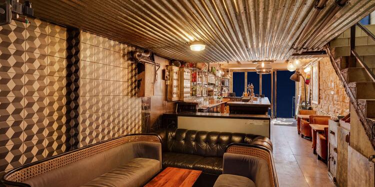 Belleville Sauvage, bar