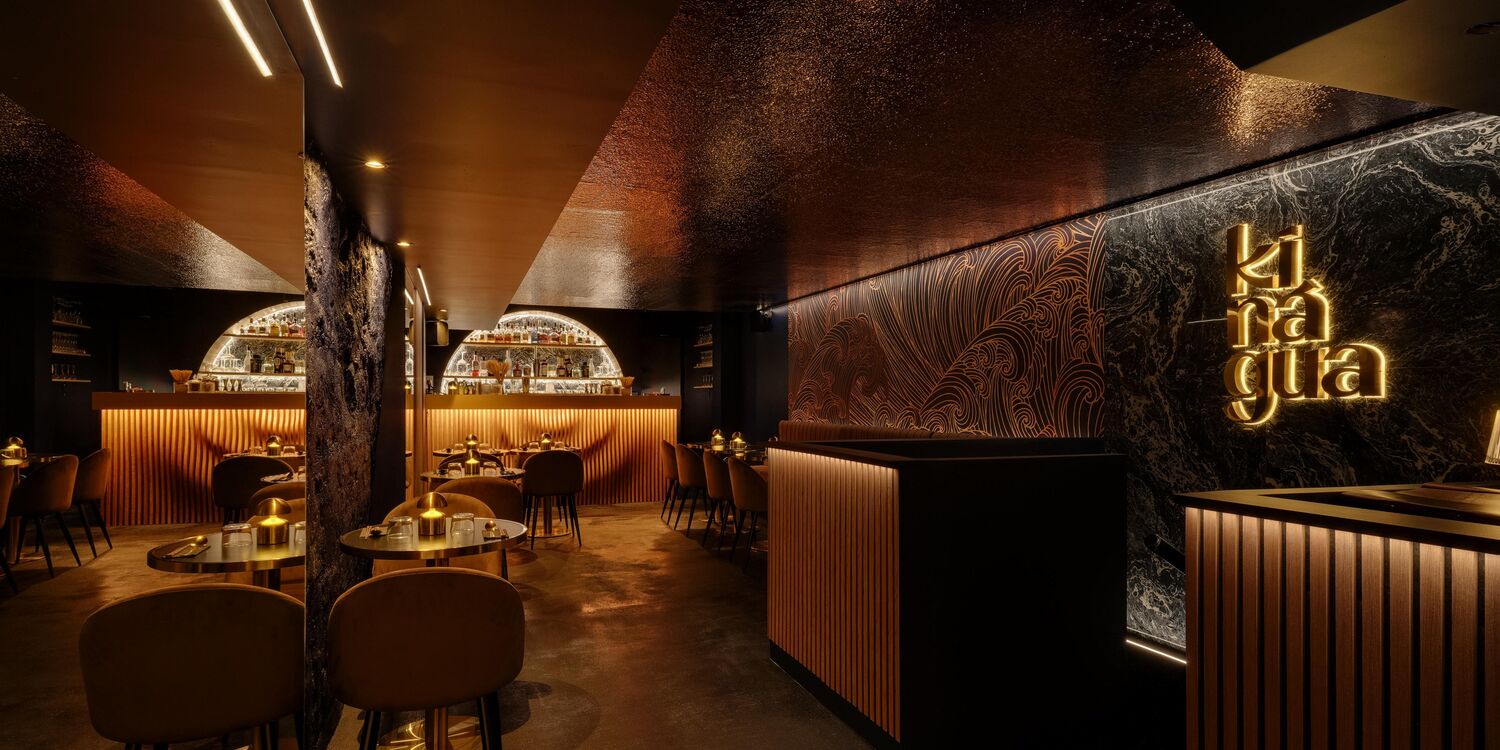 Kinágua (ex IVY), bar