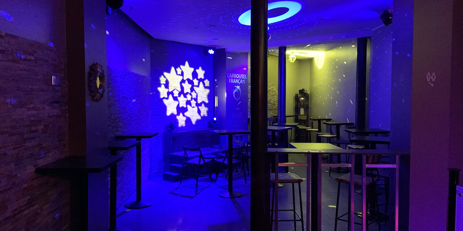 Carrousel Français (fermé), bar