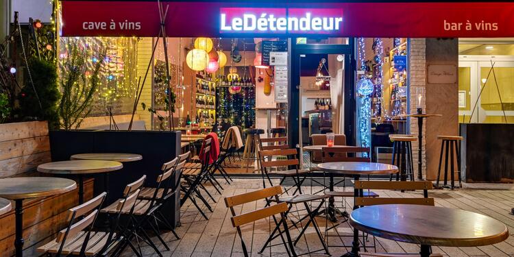 LeDetendeur, bar