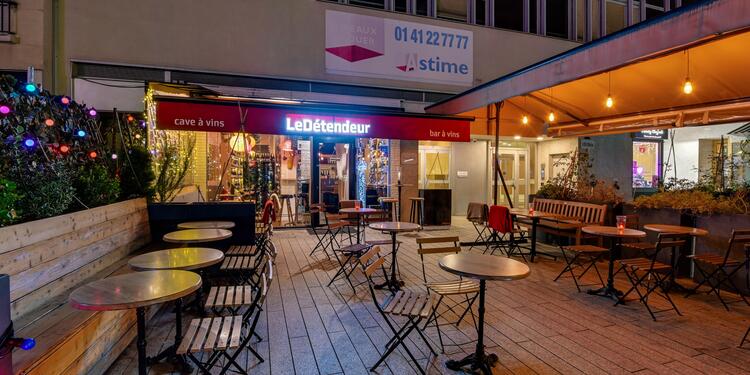 LeDetendeur, bar