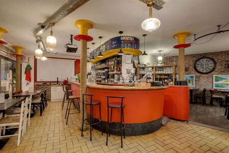 Bistrot de Loly, Bar Paris Buttes Chumont #0
