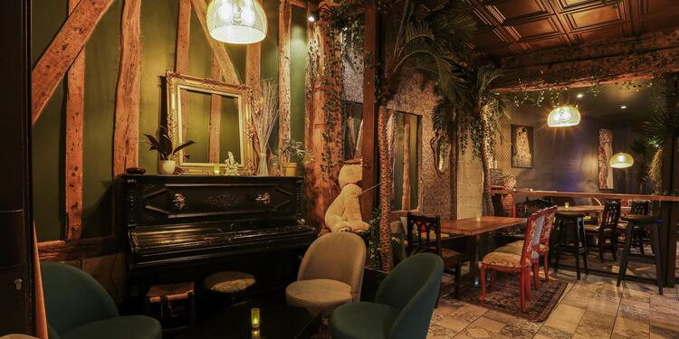 The 38 Bar, bar