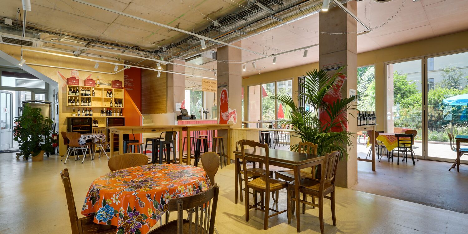 LÉONIE (ex: DOUZE), restaurant