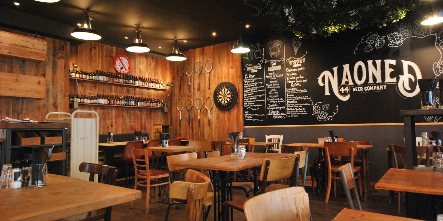 Naoned (fermé), bar