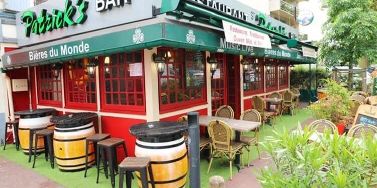 Patrick's Bar, bar