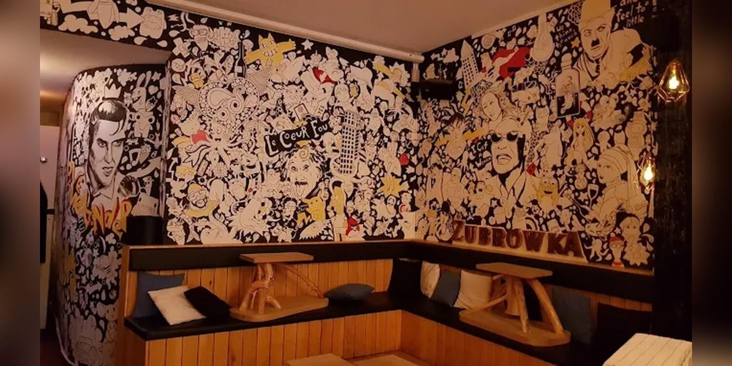 Café Noir, bar