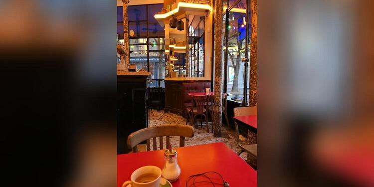 Café Noir, bar