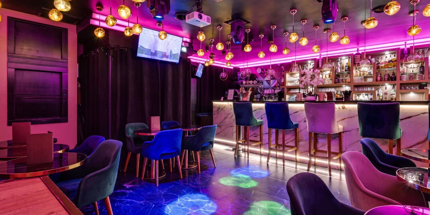 Dogstar, bar