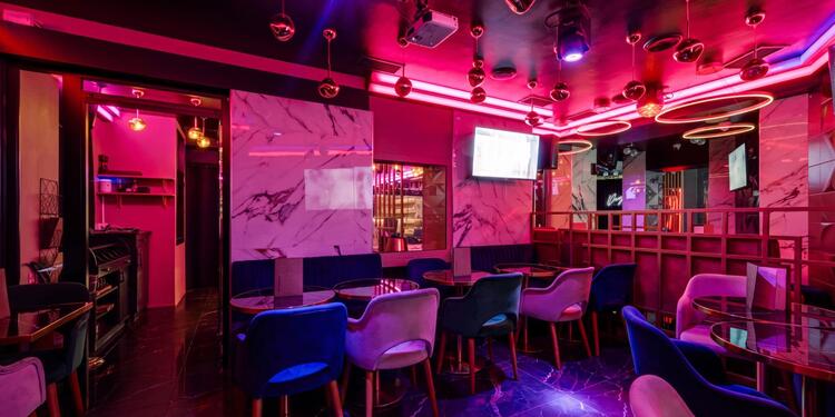 Dogstar, bar