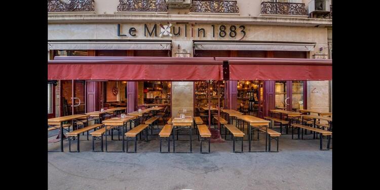 Le Moulin 1883, bar