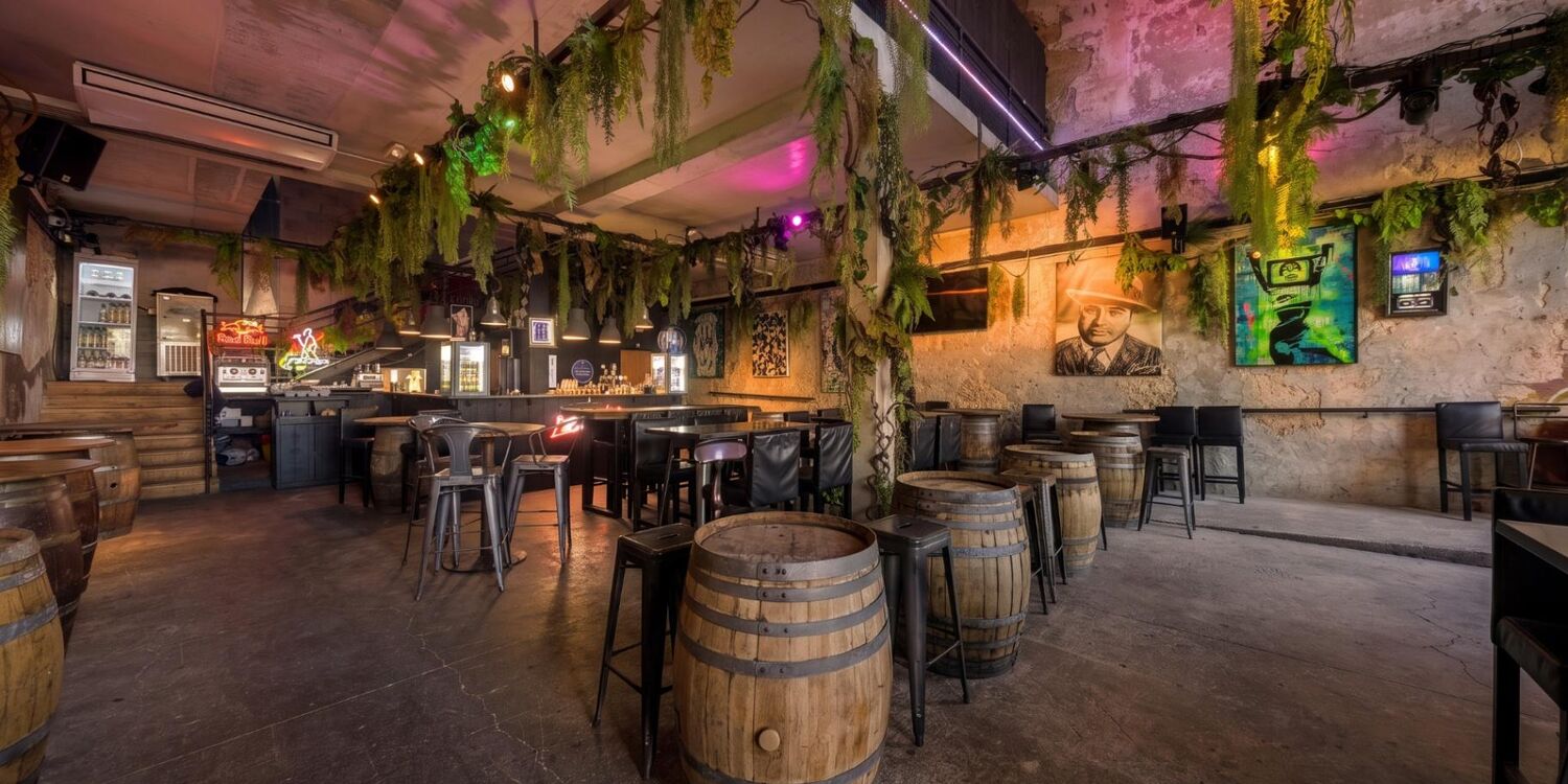 Voûte Virgo, bar