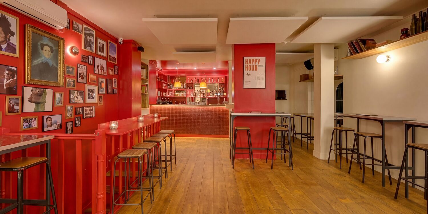 Madame Pervenche, bar