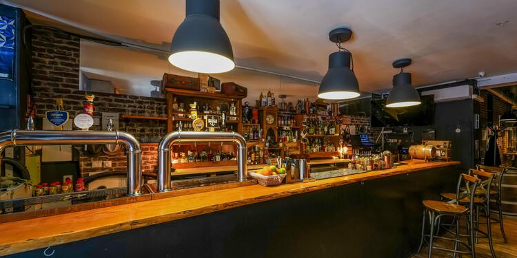 Trigger Bar, bar