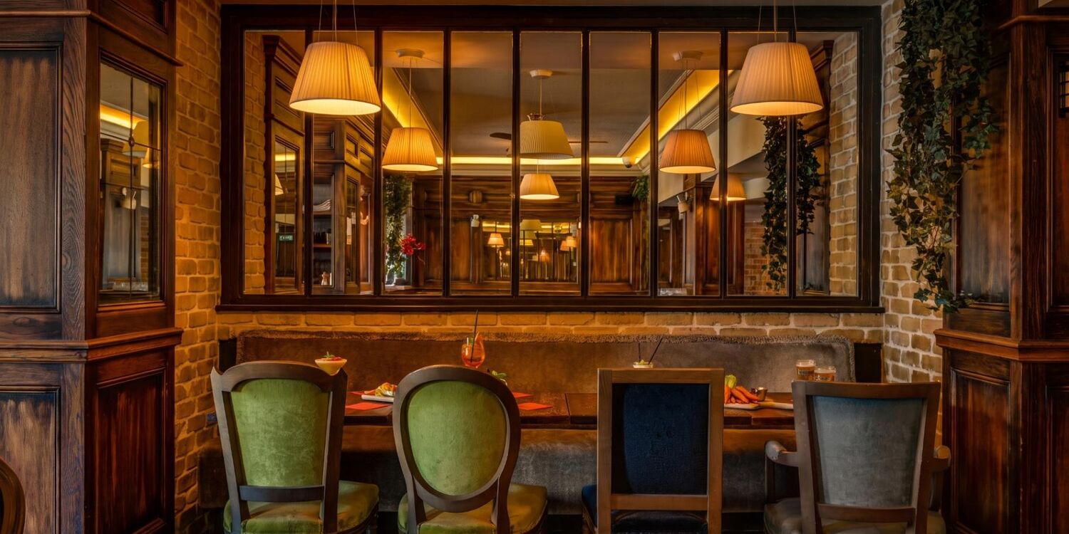 Brasserie Les Fontaines, bar