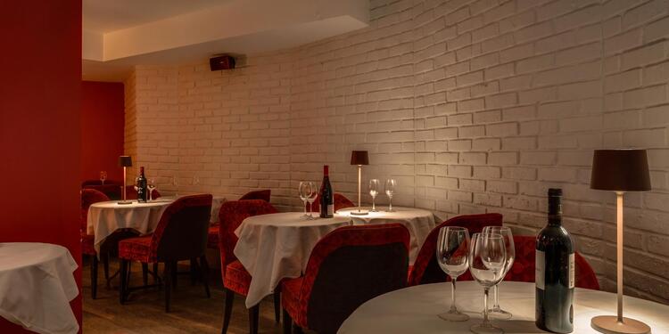 Brasserie Les Fontaines, bar