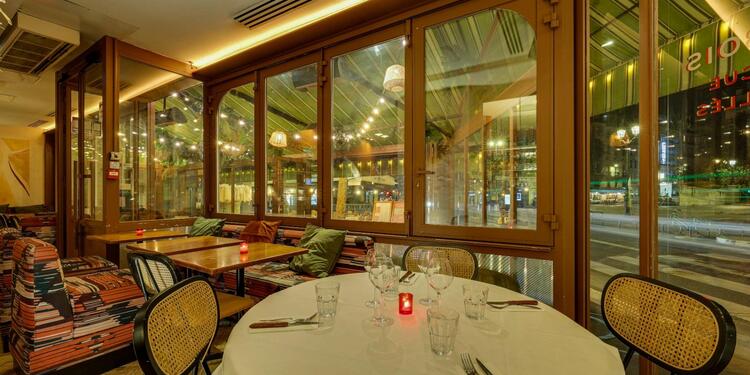 La Riviera, bar