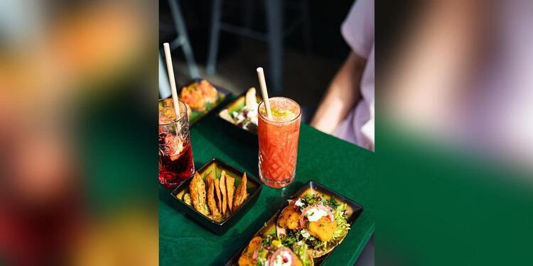 B.BETTER, restaurant