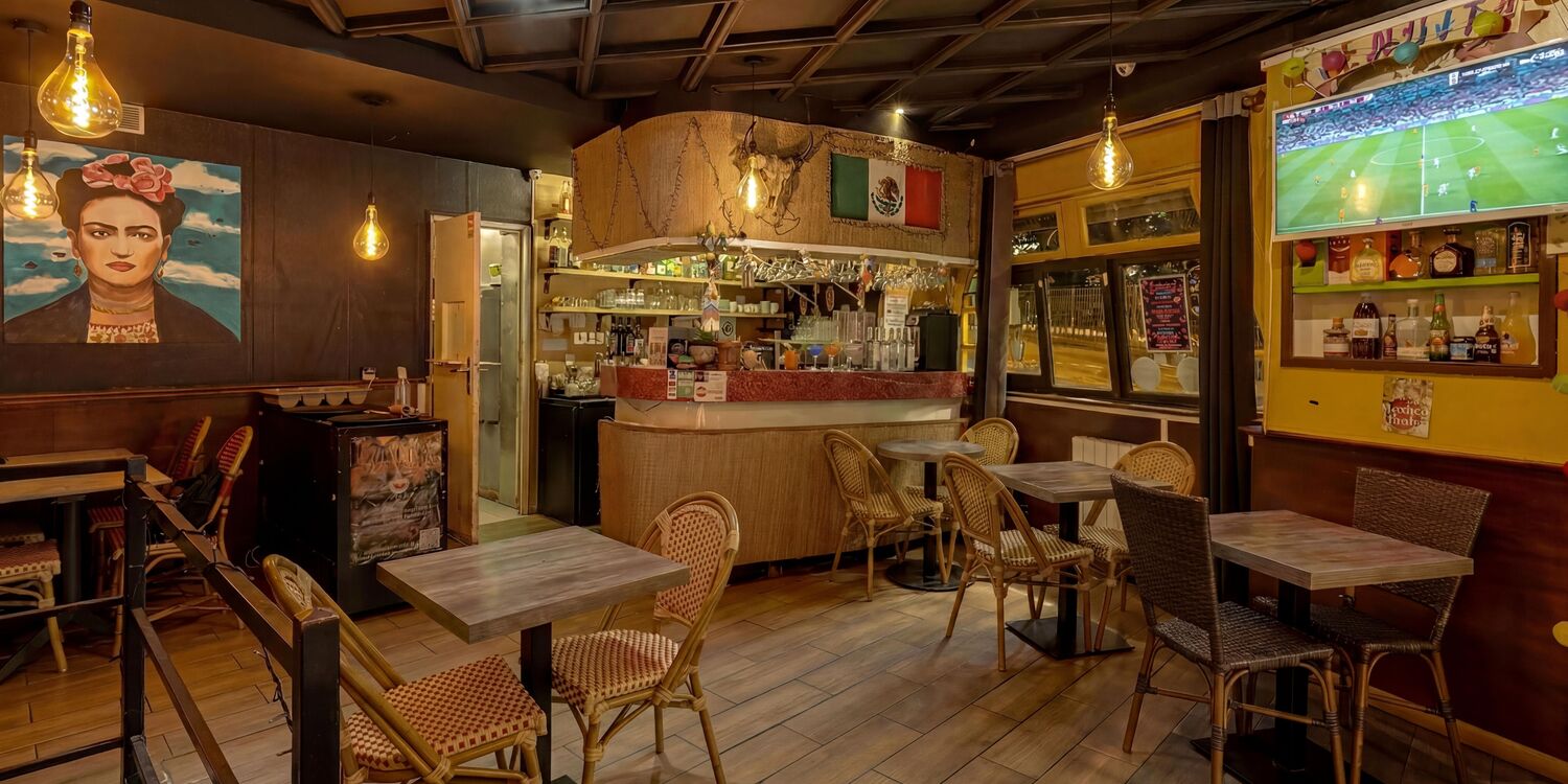 El Tequila Mexicana, bar